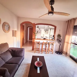  Apartamento En Segunda Línea De Playa.